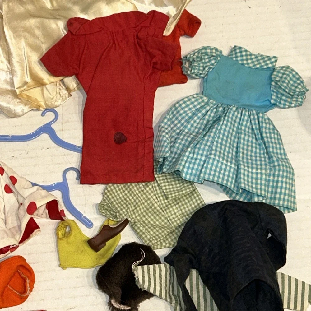 Vintage‎ Barbie Clothes Lot Some Unbranded / Stained 1960s-1970s C3